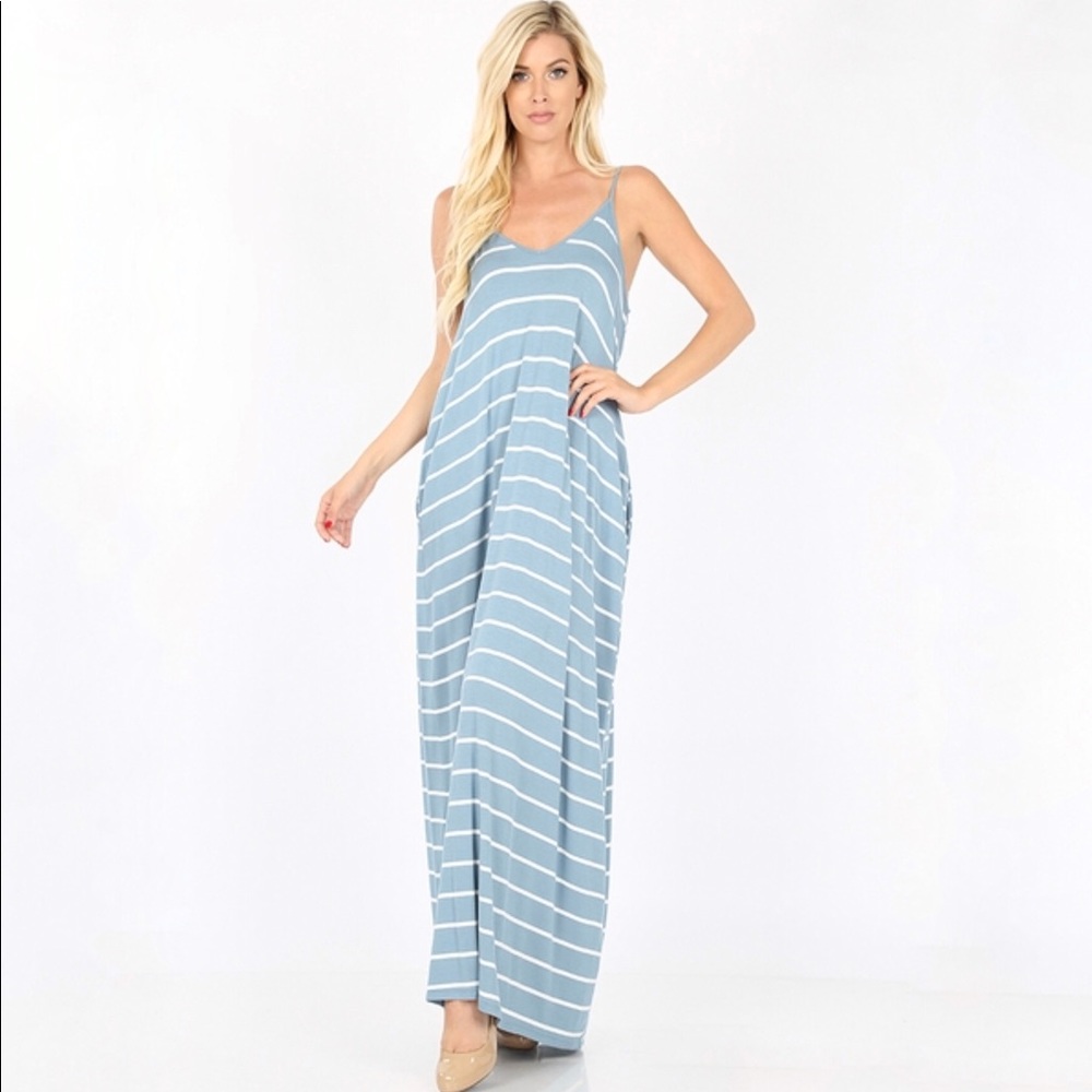 3-Pack Blue-Gray Striped Pocket Maxi Dress